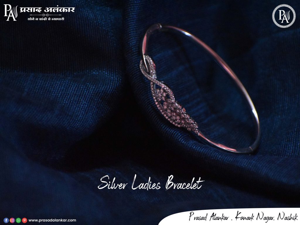 silver-ladies-bracelet-1low
