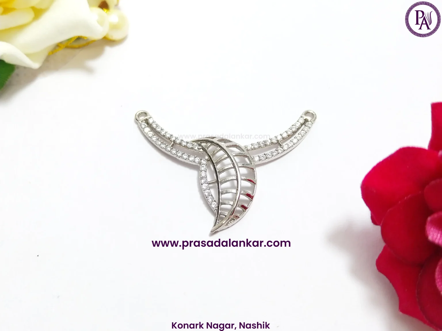 Sterling Silver Pendant Necklace – Timeless Elegance